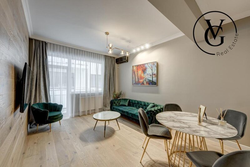Baneasa, apartament 2 camere de inchiriat.